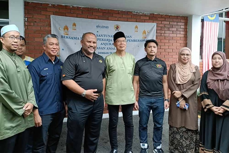 KDEBWM__Yayasan_Amal_ASAS_rai_100_pekerja_sektor_pembersihan_img1-1.jpg