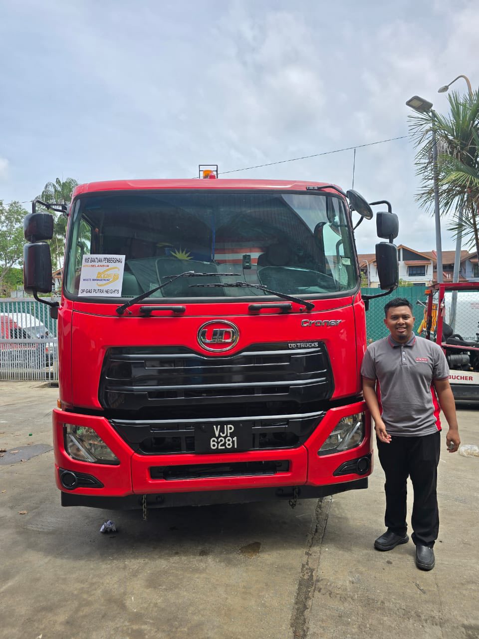 KDEB Waste Management - OPS PEMBERSIHAN KAWASAN SEKITAR LOKASI LETUPAN ...