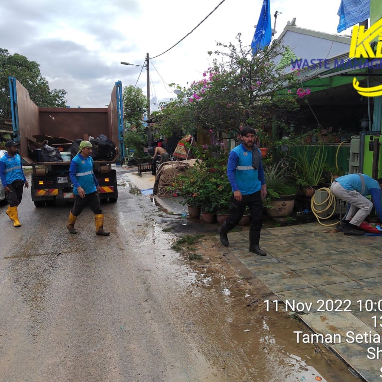 KDEB Waste Management - PEMBERSIHAN BANJIR KILAT - KAWASAN SHAH ALAM